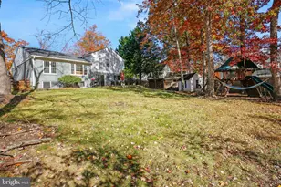 8802 Stonehaven Ct, Rockville, MD 20854 - Photo 35