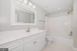 20406 Shore Harbour Dr, Germantown, MD 20874 - Photo 25
