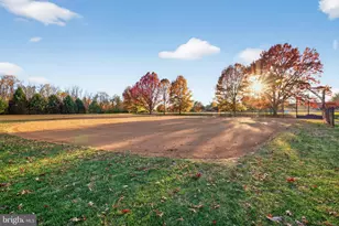 16820 Malabar St, Rockville, MD 20855 - Photo 45