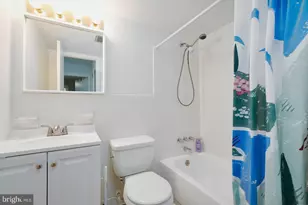 742 College Pkwy, Rockville, MD 20850 - Photo 25