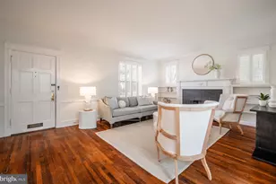 28 W Irving St, Chevy Chase, MD 20815 - Photo 11