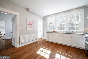 28 W Irving St, Chevy Chase, MD 20815 - Photo 19