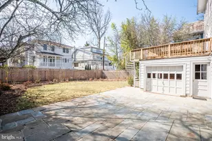 28 W Irving St, Chevy Chase, MD 20815 - Photo 3