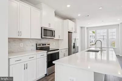 26422 Sir Jamie Terrace, Damascus, MD 20872 - Photo 3