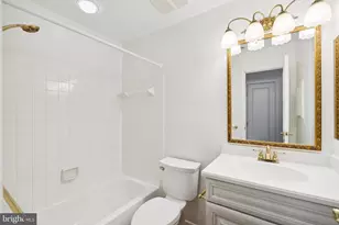 13208 Meander Cove Dr, Germantown, MD 20874 - Photo 25