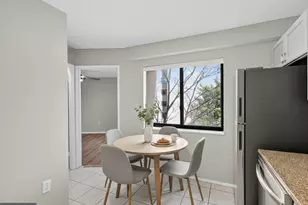 15101 Interlachen Dr, Silver Spring, MD 20906 - Photo 5