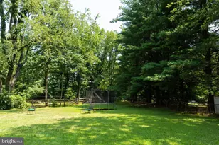 2527 Lindley Terrace, Rockville, MD 20850 - Photo 29