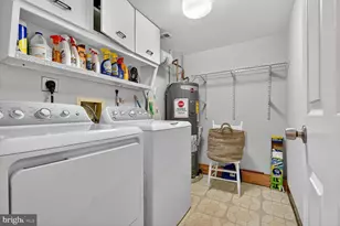 11420 Strand Dr, Rockville, MD 20852 - Photo 13