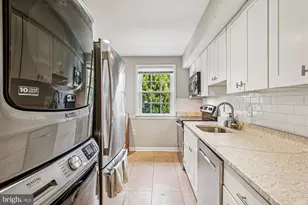 692 Azalea Dr, Rockville, MD 20850 - Photo 9