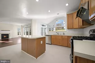 19312 Plummer Dr, Germantown, MD 20876 - Photo 31