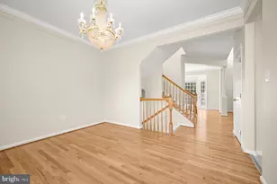 19312 Plummer Dr, Germantown, MD 20876 - Photo 17