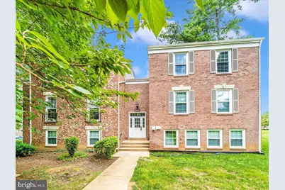 824 Quince Orchard Boulevard #824-202, Gaithersburg, MD 20878 - Photo 1