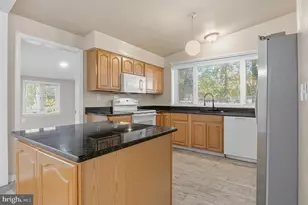 5715 Massachusetts, Bethesda, MD 20816 - Photo 43