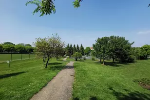 18715 Sparkling Water Dr, Germantown, MD 20874 - Photo 47