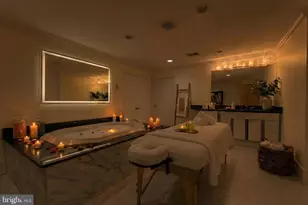 7003 Fawn Trail Ct, Bethesda, MD 20817 - Photo 23