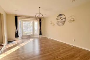 8609 Lime Kiln Ct, Montgomery Village, MD 20886 - Photo 3