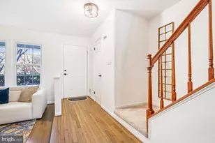 15630 Cliff Swallow Way, Rockville, MD 20853 - Photo 3