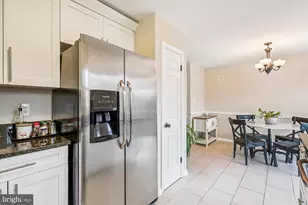 15630 Cliff Swallow Way, Rockville, MD 20853 - Photo 9