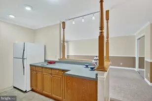 7549 Spring Lake Dr, Bethesda, MD 20817 - Photo 9