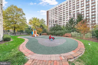 11710 Old Georgetown Road #121, North Bethesda, MD 20852 - Photo 31
