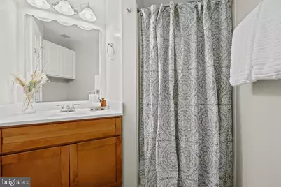 20113 Locustdale Drive #304, Germantown, MD 20876 - Photo 9