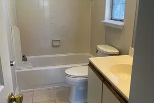 210 High Timber Ct, Gaithersburg, MD 20879 - Photo 5