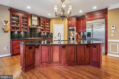 11033 Daybreak Ct, North Bethesda, MD 20852 - Photo 17