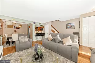 11427 Hawks Ridge Terrace, Germantown, MD 20876 - Photo 7