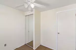 18 Ivy Oak Ct, Gaithersburg, MD 20877 - Photo 13