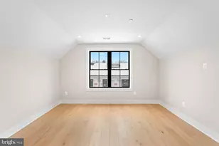 9909 Dickens Ave, Bethesda, MD 20814 - Photo 45