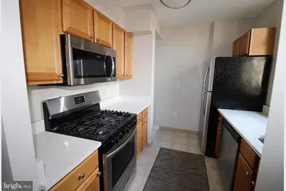 7111 Woodmont Avenue #415, Bethesda, MD 20815 - Photo 5