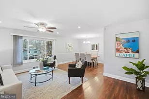 4 Dabney Ct, Rockville, MD 20853 - Photo 3