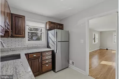 5903 Saint Lo Avenue, Rockville, MD 20851 - Photo 15