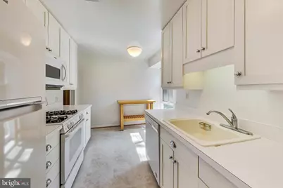 6515 E Halbert Road, Bethesda, MD 20817 - Photo 17