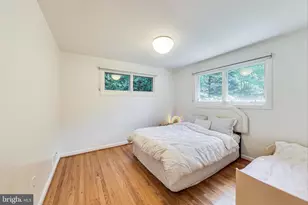 6515 E Halbert Rd, Bethesda, MD 20817 - Photo 27