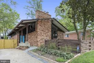 5511 Huntington Pkwy, Bethesda, MD 20814 - Photo 1