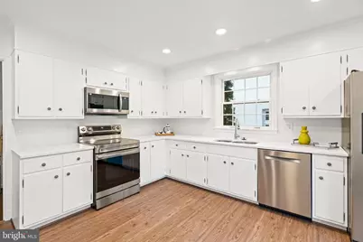 4411 Chalfont Place, Bethesda, MD 20816 - Photo 29