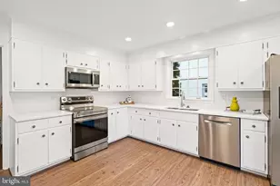 4411 Chalfont Pl, Bethesda, MD 20816 - Photo 29