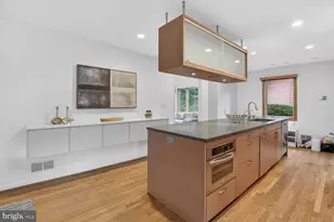 6104 Robinwood Rd, Bethesda, MD 20817 - Photo 11