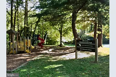 6570 Fallwind Lane, Bethesda, MD 20817 - Photo 7