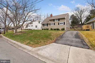 5716 Crawford Drive, Rockville, MD 20851 - Photo 3