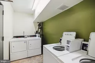 4242 East-West Hwy, Chevy Chase, MD 20815 - Photo 21