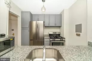 11801 Rockville Pike, Rockville, MD 20852 - Photo 17
