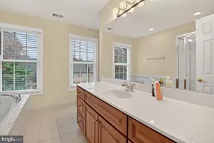 12013 Montrose Park Pl, Rockville, MD 20852 - Photo 21
