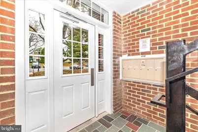 828 Quince Orchard Boulevard #828-20, Gaithersburg, MD 20878 - Photo 3