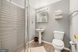 13626 Deerwater Dr, Germantown, MD 20874 - Photo 27