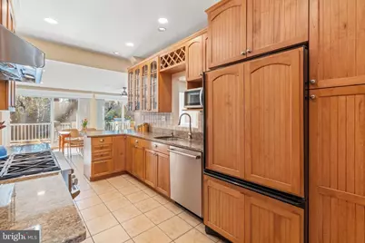 5612 Oak Place, Bethesda, MD 20817 - Photo 21