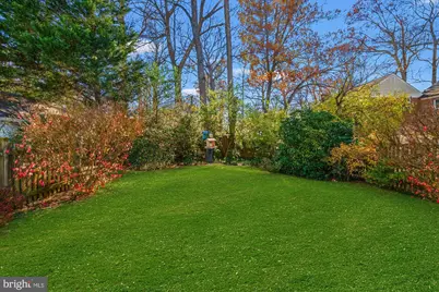 5612 Oak Place, Bethesda, MD 20817 - Photo 45