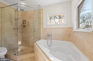 5612 Oak Pl, Bethesda, MD 20817 - Photo 27