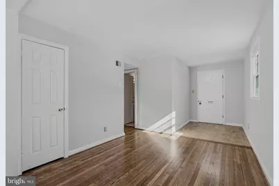 407 Grandin Avenue, Rockville, MD 20850 - Photo 5